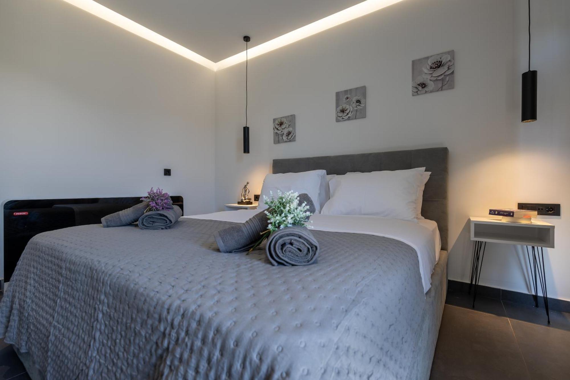 Μr & Μrs Grey Luxury Villas Ambelokipoi  Bagian luar foto